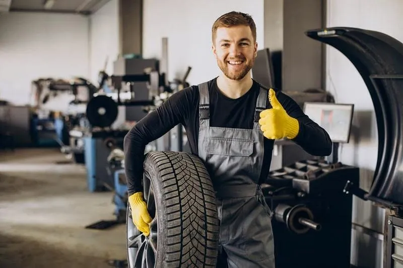 Jak wygląda codzienność mechanika samochodowego w warsztacie?
