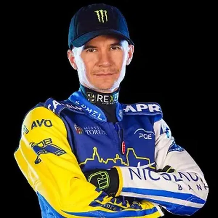 Sponsorzy w żużlu i umowy reklamowe