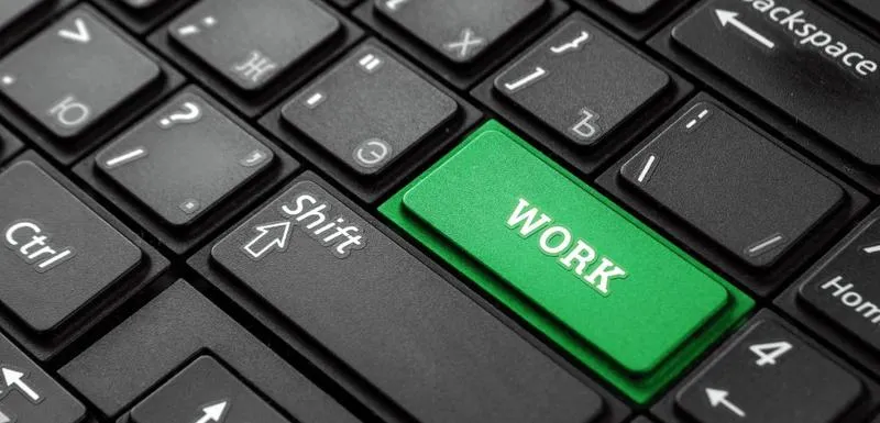 Zarobki w mediach społecznościowych